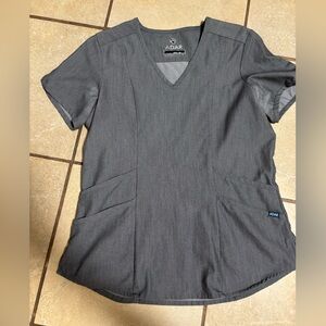 Adar scrub set grey. Worn a hand full of times still great condition